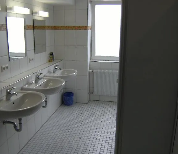 Jugendherberge Karlsruhe *